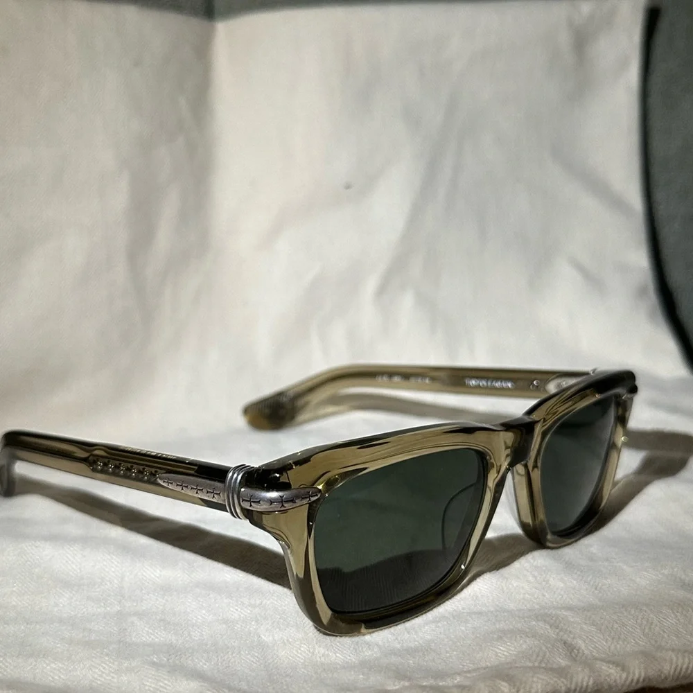 Chrome Hearts Black and Gold
Box-Officer Wayfarer Sunglasses - Picture 4 of 8